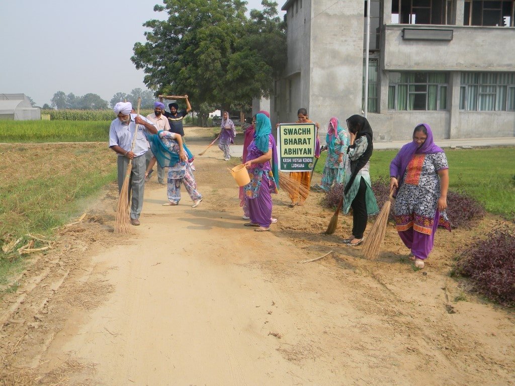 Swachh Bharat Abhiyan Success Stories of Few Villages Cities